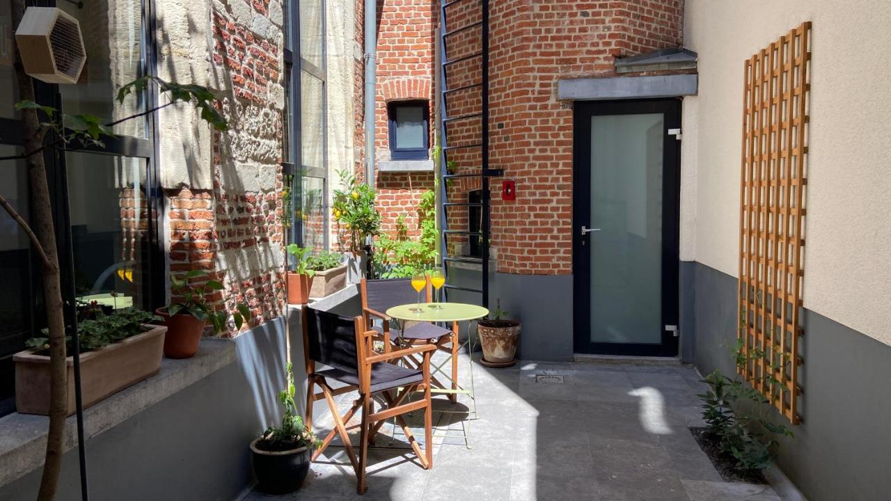 Апартаменты Duplex In Historical Centre With Private Courtyard Антверпен Экстерьер фото