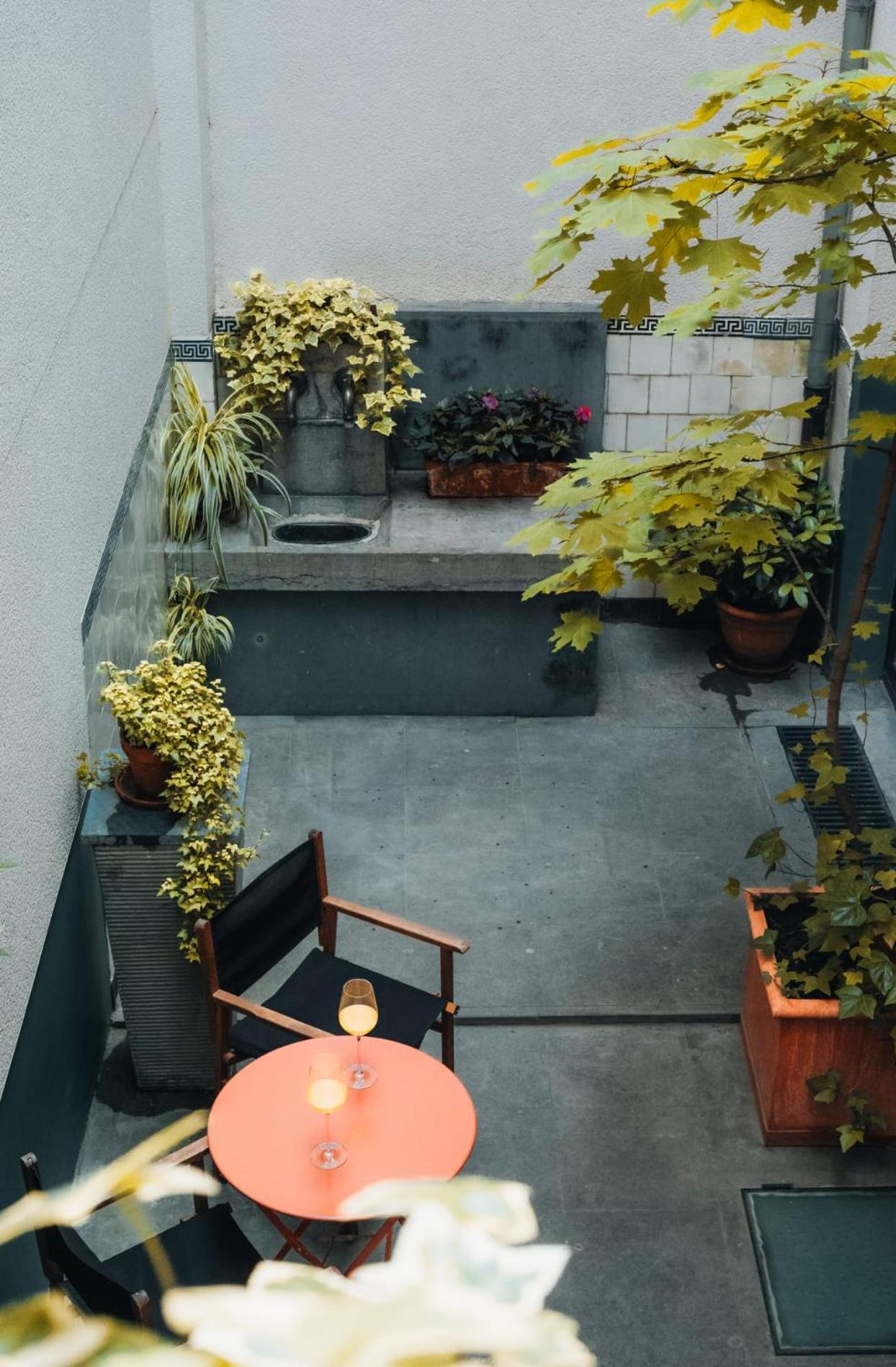 Апартаменты Duplex In Historical Centre With Private Courtyard Антверпен Экстерьер фото
